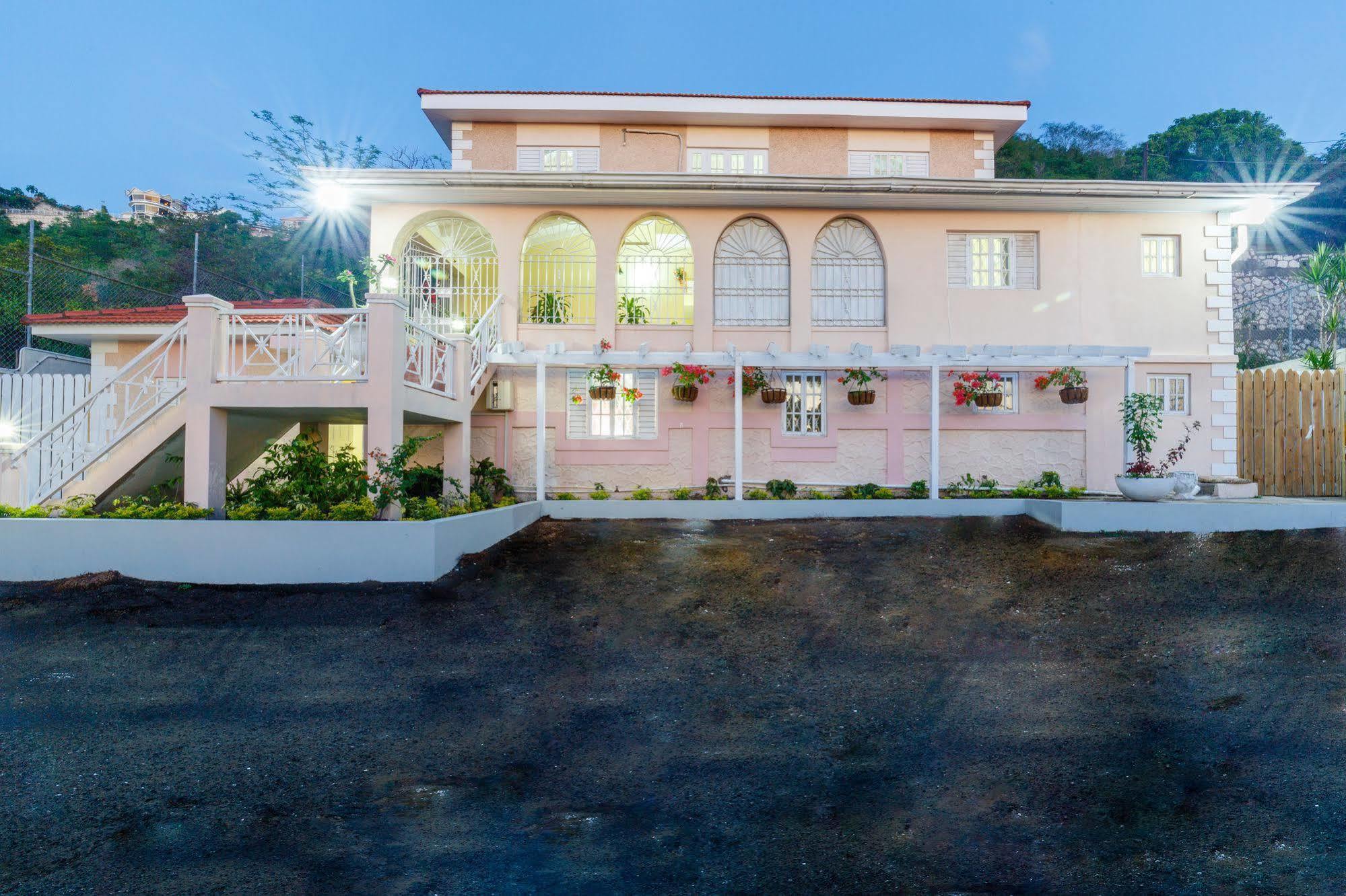 Jasmine Inn 킹스톤 외부 사진